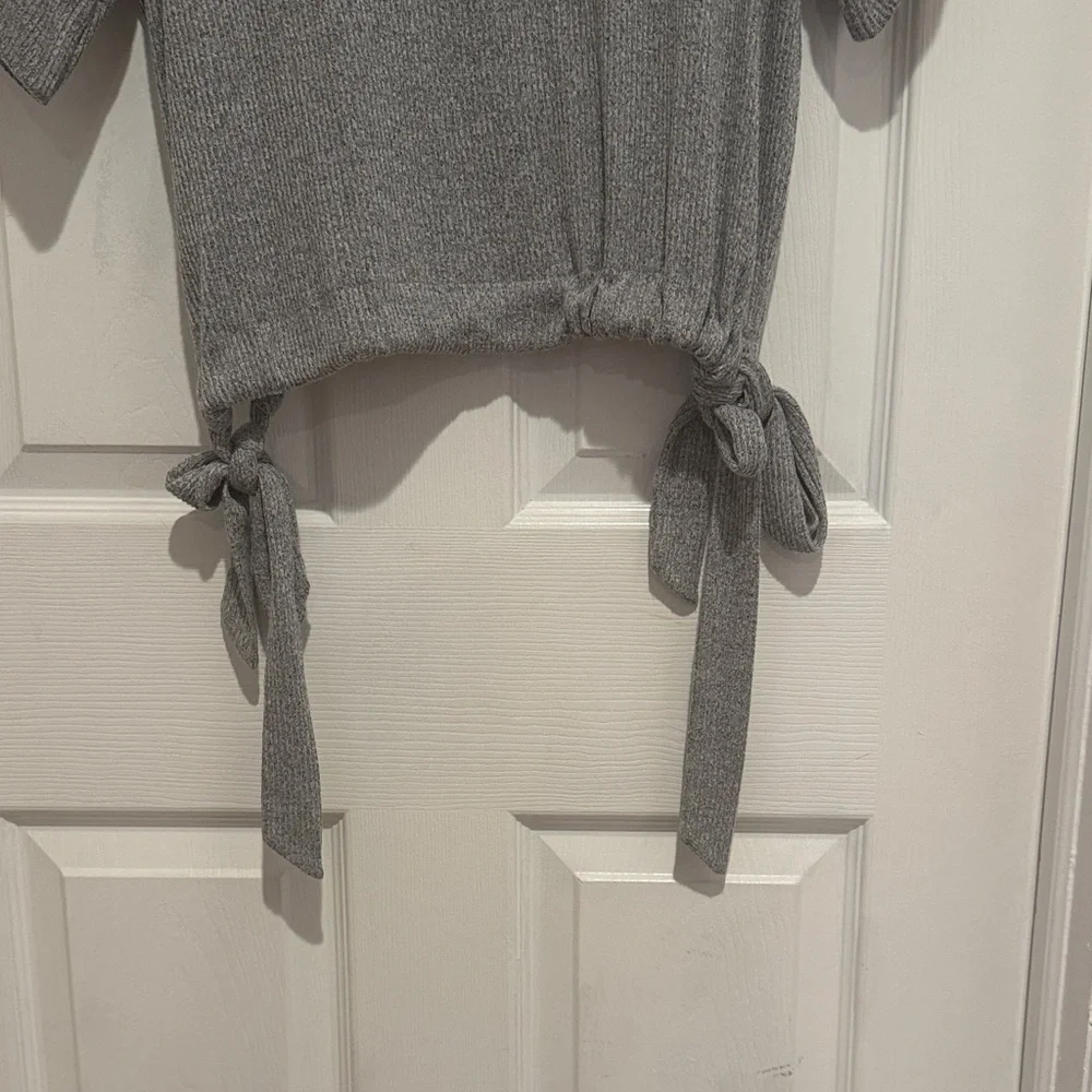 GAP Gray Tie Hem Tunic Top Dolman Sleeve Scoop Neck Knit Women’s Medium - Picture 8 of 14